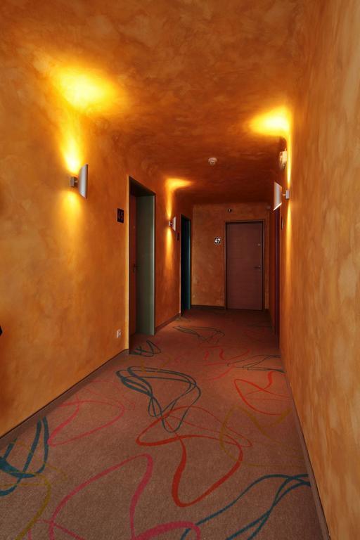 Petul Apart Hotel City Garden Essen Bagian luar foto