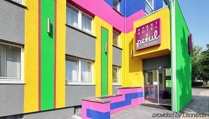 Petul Apart Hotel City Garden Essen Bagian luar foto