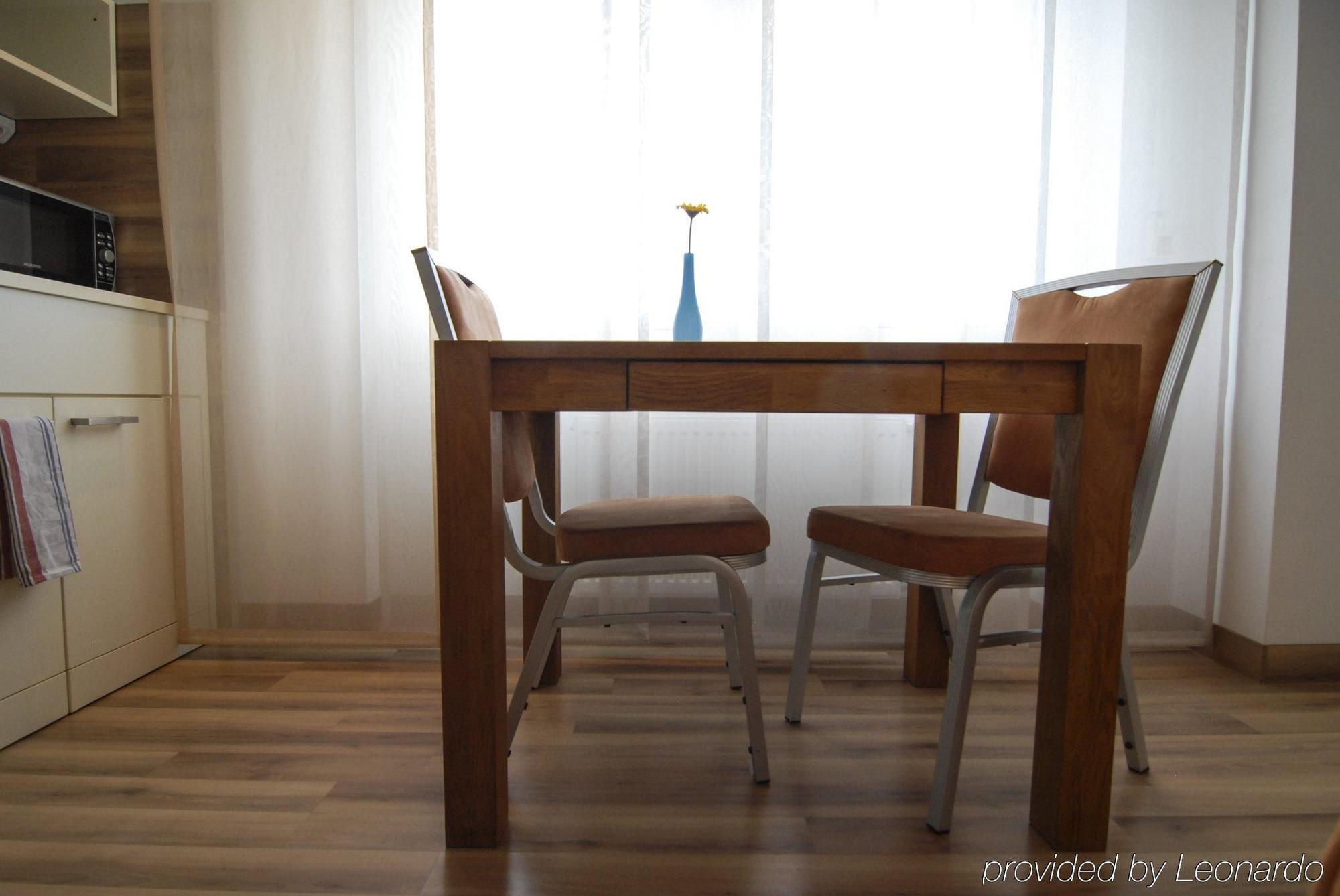 Petul Apart Hotel City Garden Essen Bagian luar foto