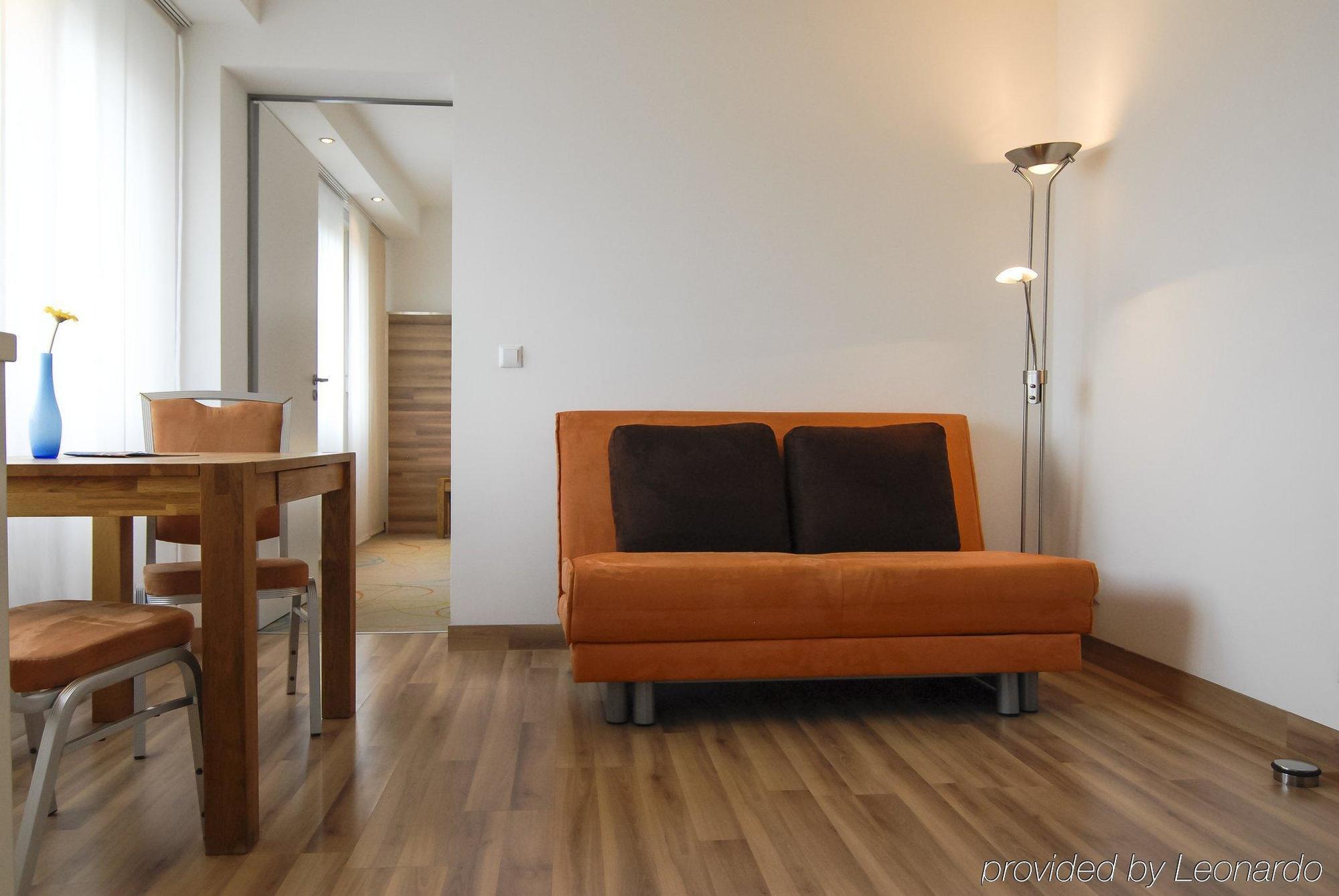 Petul Apart Hotel City Garden Essen Bagian luar foto